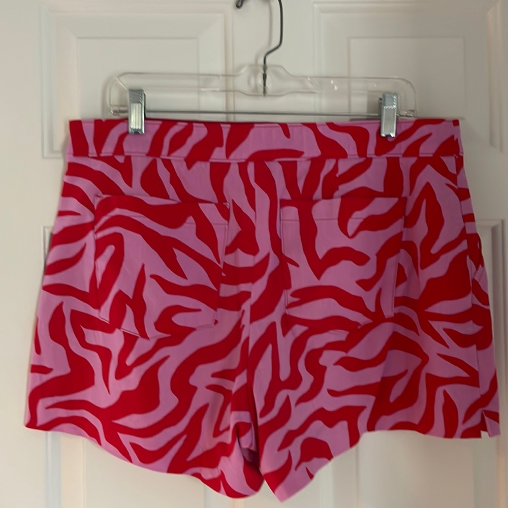 Spanx Red and pink zebra shorts size large 4” inseam